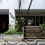 2 Quartos Com Garagem Em Copacabana | Gb 429/707
