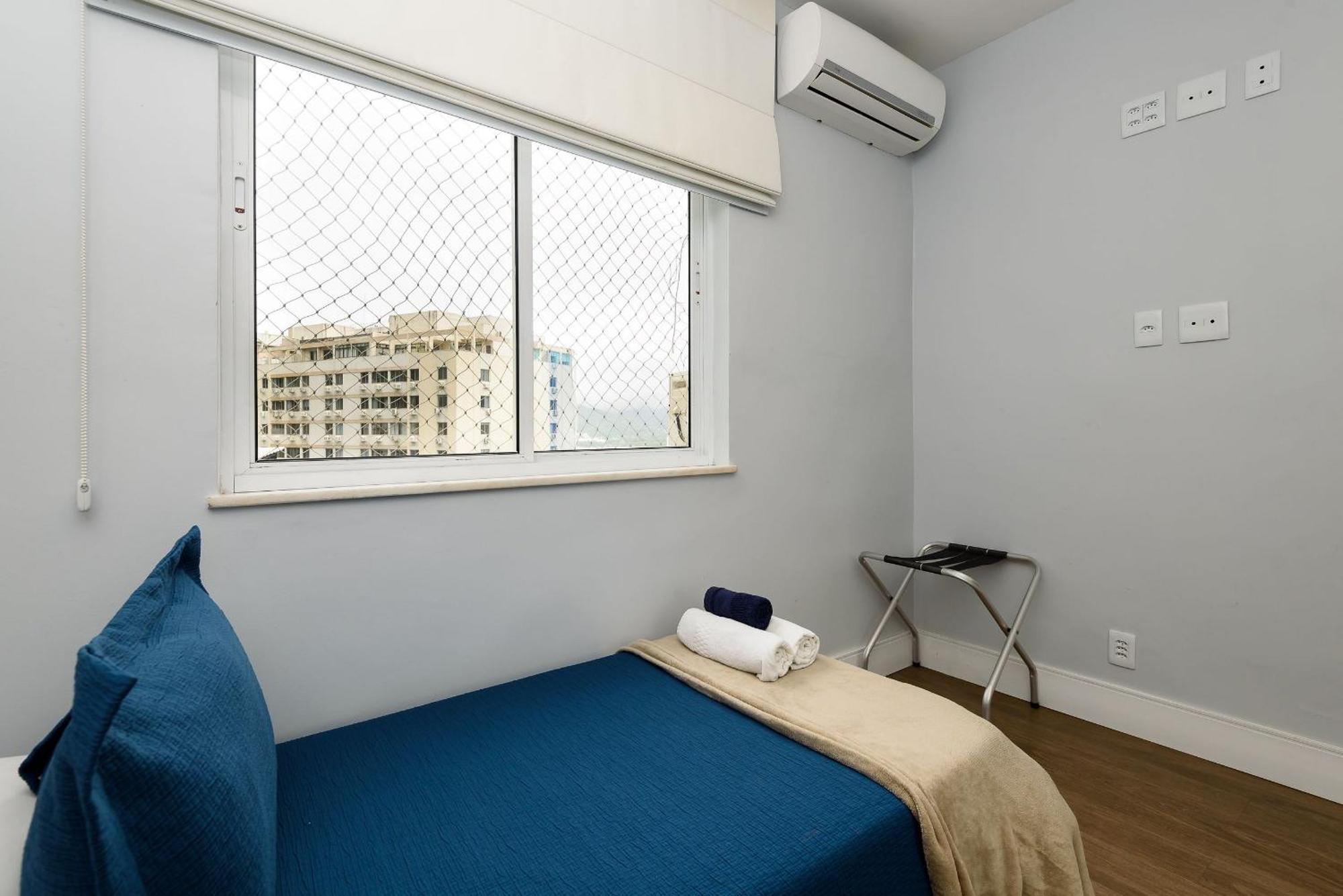 Apartamento 2 Quartos Com Garagem Em Copacabana | Gb 429/707