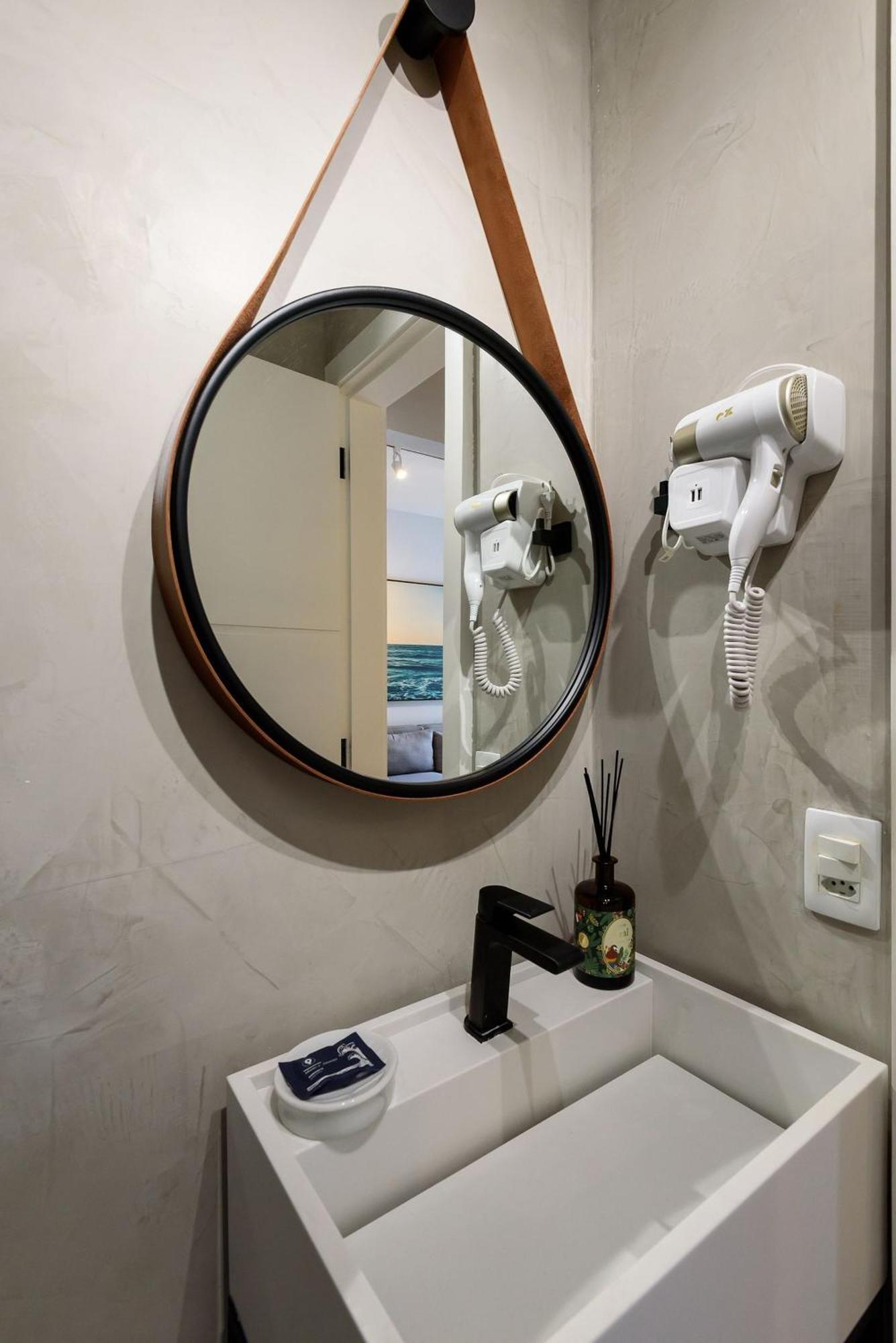 Apartamento 2 Quartos Com Garagem Em Copacabana | Gb 429/707 *