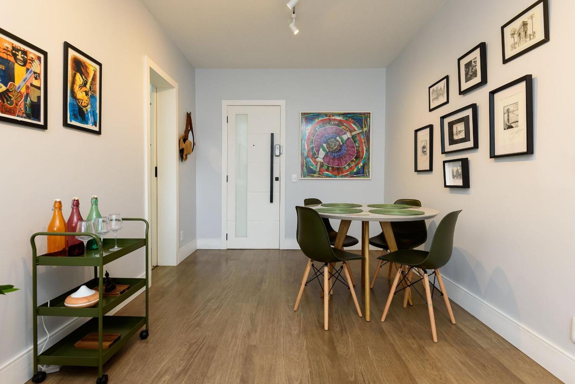 Apartamento 2 Quartos Com Garagem Em Copacabana | Gb 429/707 *