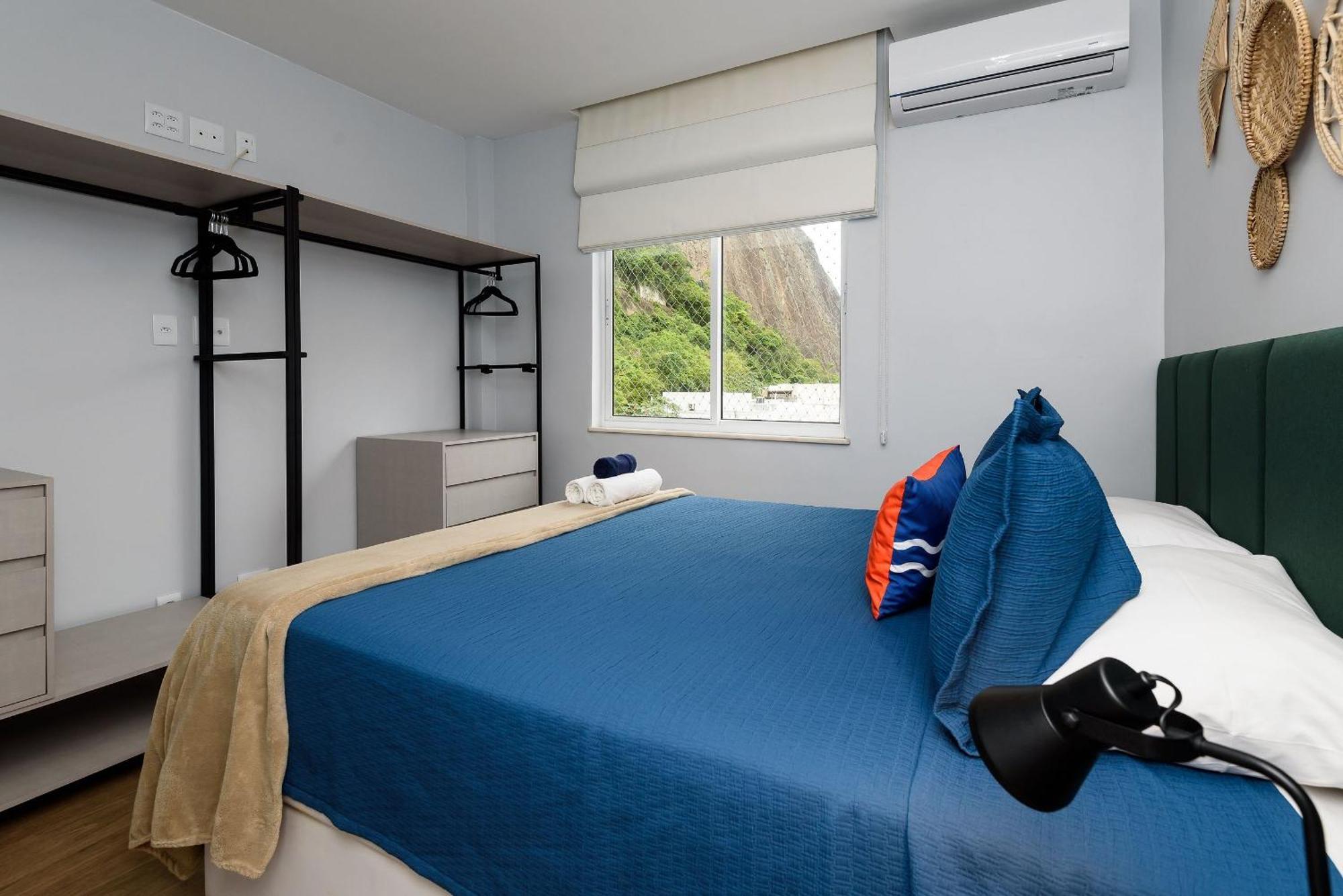 2 Quartos Com Garagem Em Copacabana | Gb 429/707 *